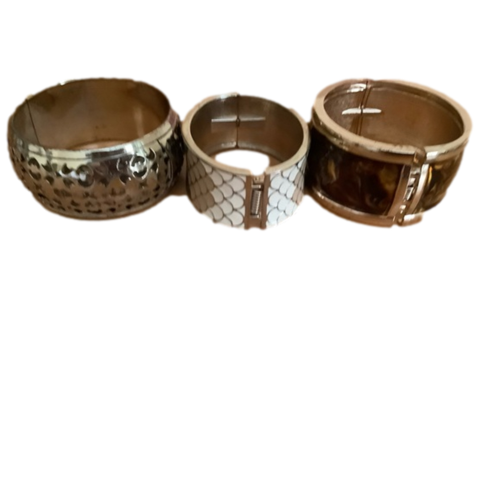 Set of 3 women’s wide bangle bracelets multicolored